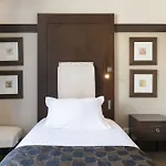 Maison Nabis By Happyculture 4* Paris