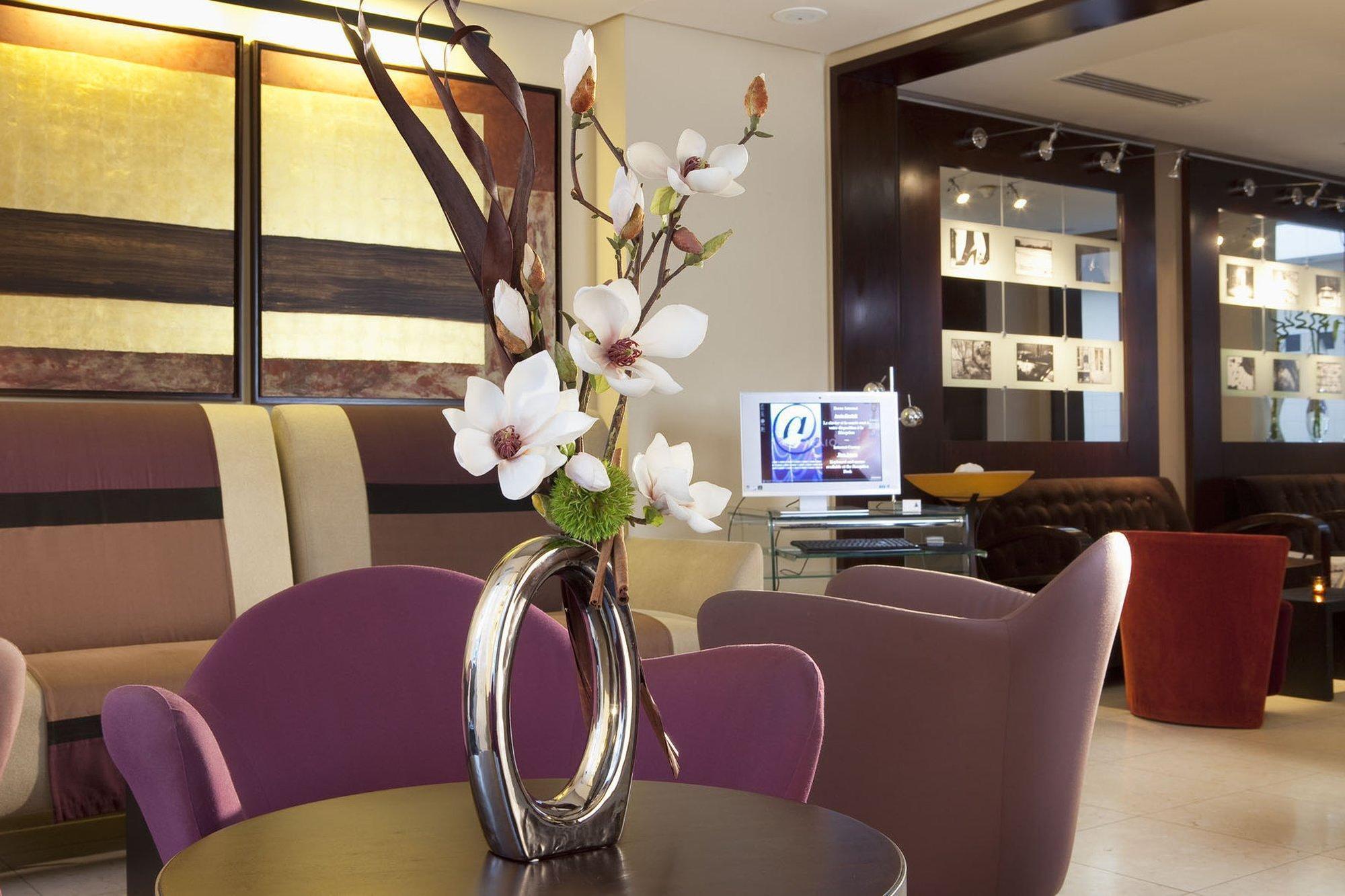 Maison Nabis By Happyculture Hotel Parigi